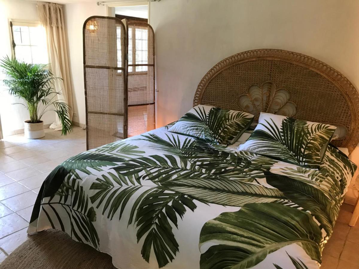 Les Bosquets Bed & Breakfast Лорг Екстериор снимка