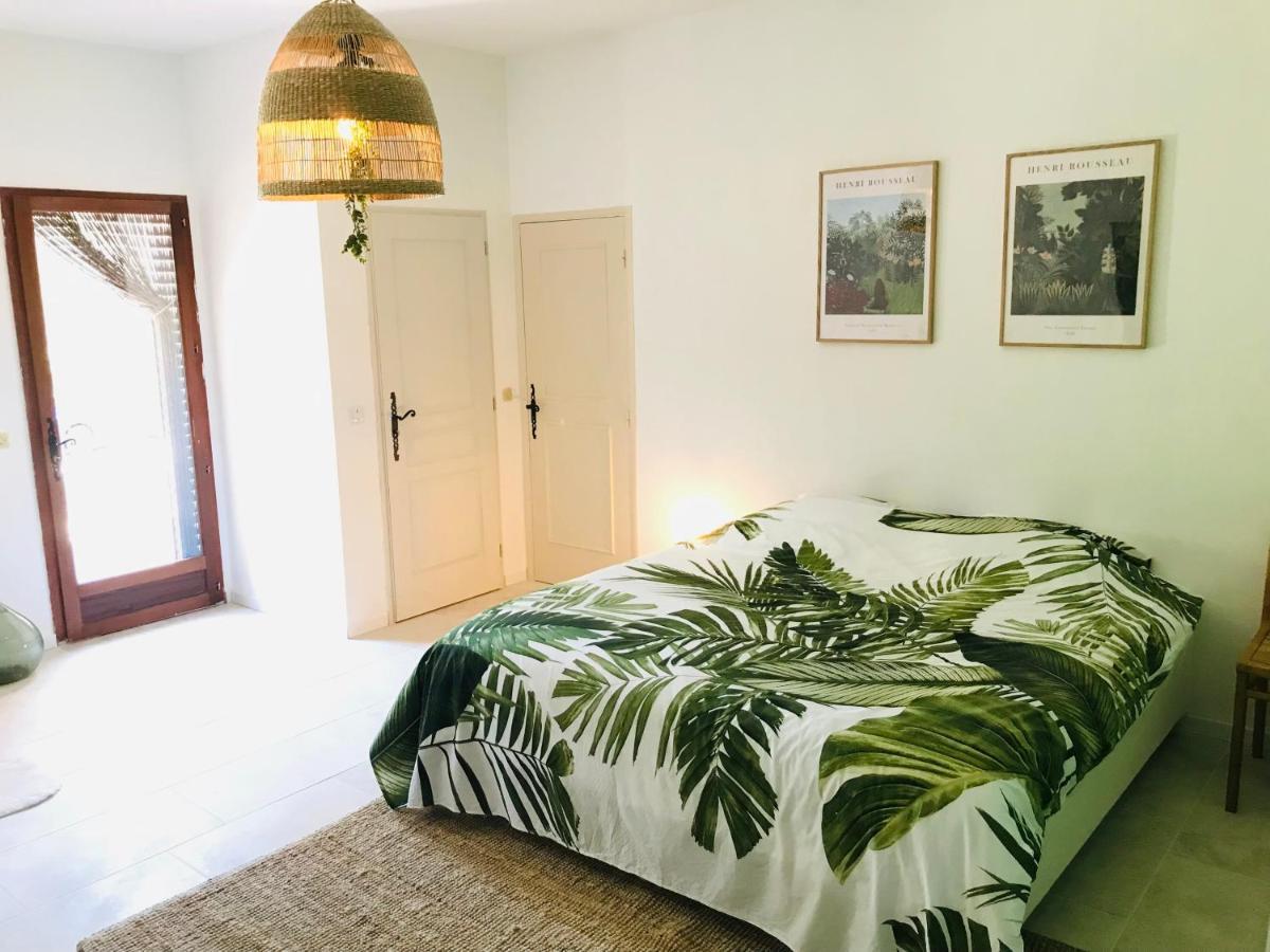 Les Bosquets Bed & Breakfast Лорг Екстериор снимка